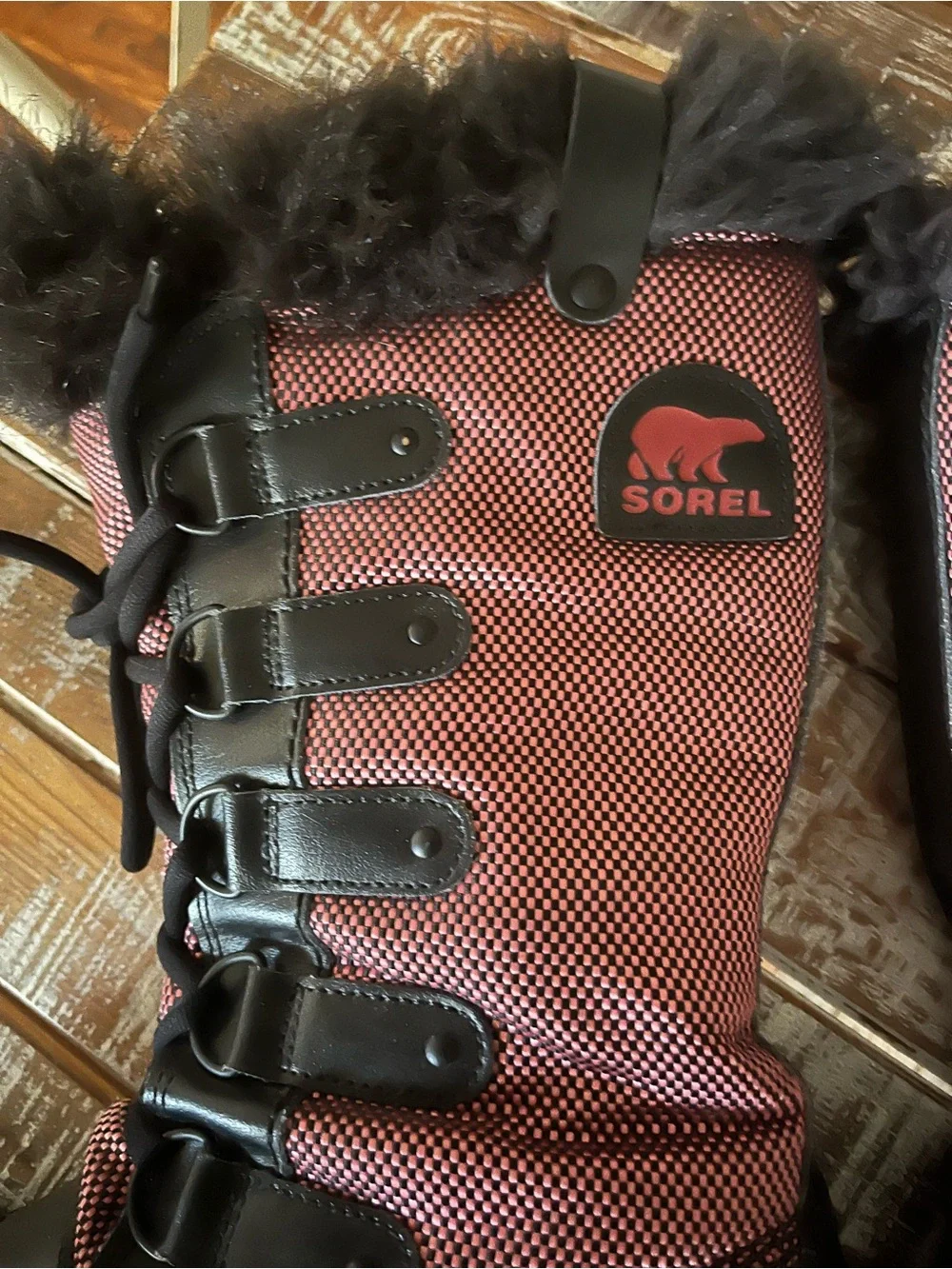 Sorel Women's Pink and Black Lace-Up Fur-Trim Snow Boots